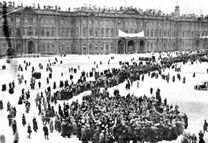 manifestació al febrer 1917 en http://www.elhistoriador.es